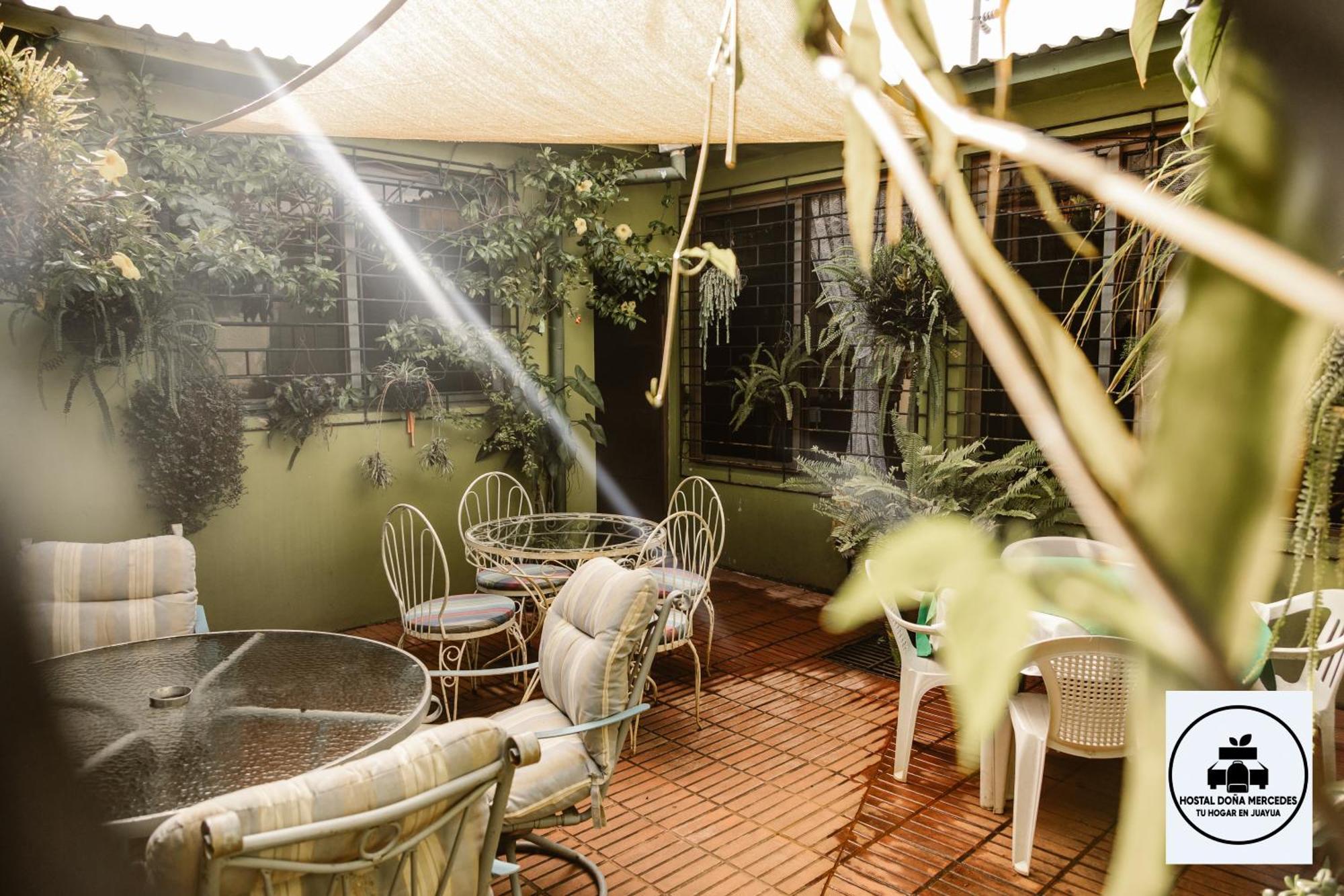 Hostal Dona Mercedes Juayua Exterior photo